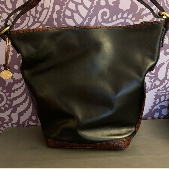 Brahmin Black Leather Satchel Handbag – Classic Style, Pre-Owned, Good Condition - Picture 7 of 14